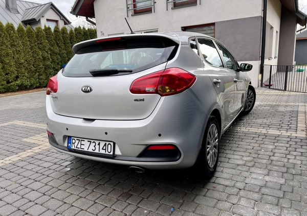 Kia Ceed cena 15900 przebieg: 335000, rok produkcji 2012 z Kraków małe 92